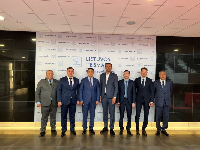  Kauno apygardos teisme – garbingi svečiai iš Kazachstano